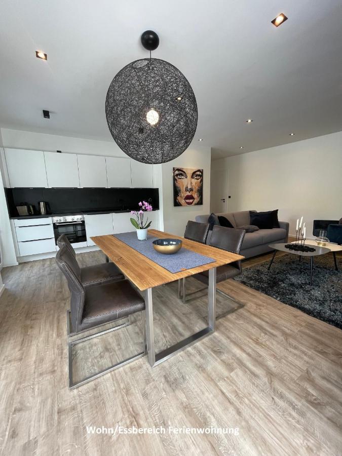 "Auslese 54" -Direkt Am Moselufer- Gaestezimmer & Ferienwohnung ทราเบิน-ทราร์บาค ภายนอก รูปภาพ
